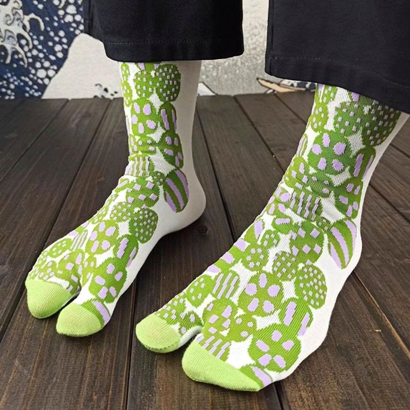 split toe socks, kimono socks, tabi socks